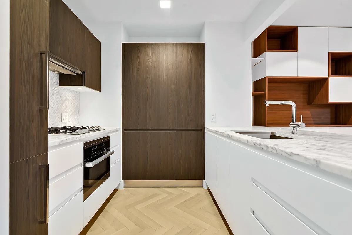 100 Avenue A - Photo 2 of 5