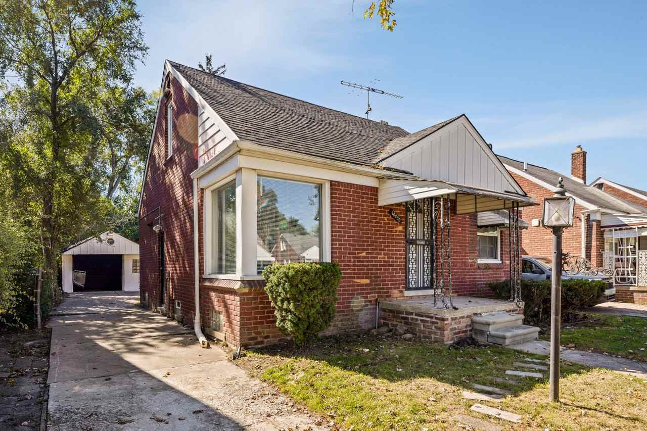 16680 Edmore Dr - Photo 2 of 14