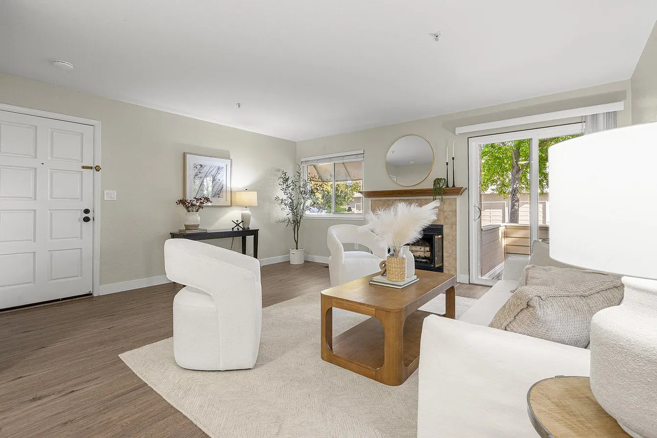 141 Albacore Ln - Photo 5 of 23