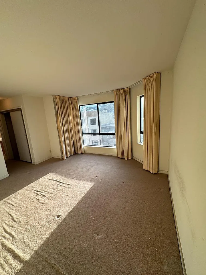 790 7th Ave #404 - Photo 6 of 18