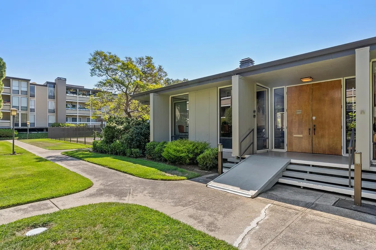 1081 Beach Park Blvd #206 - Photo 6 of 25