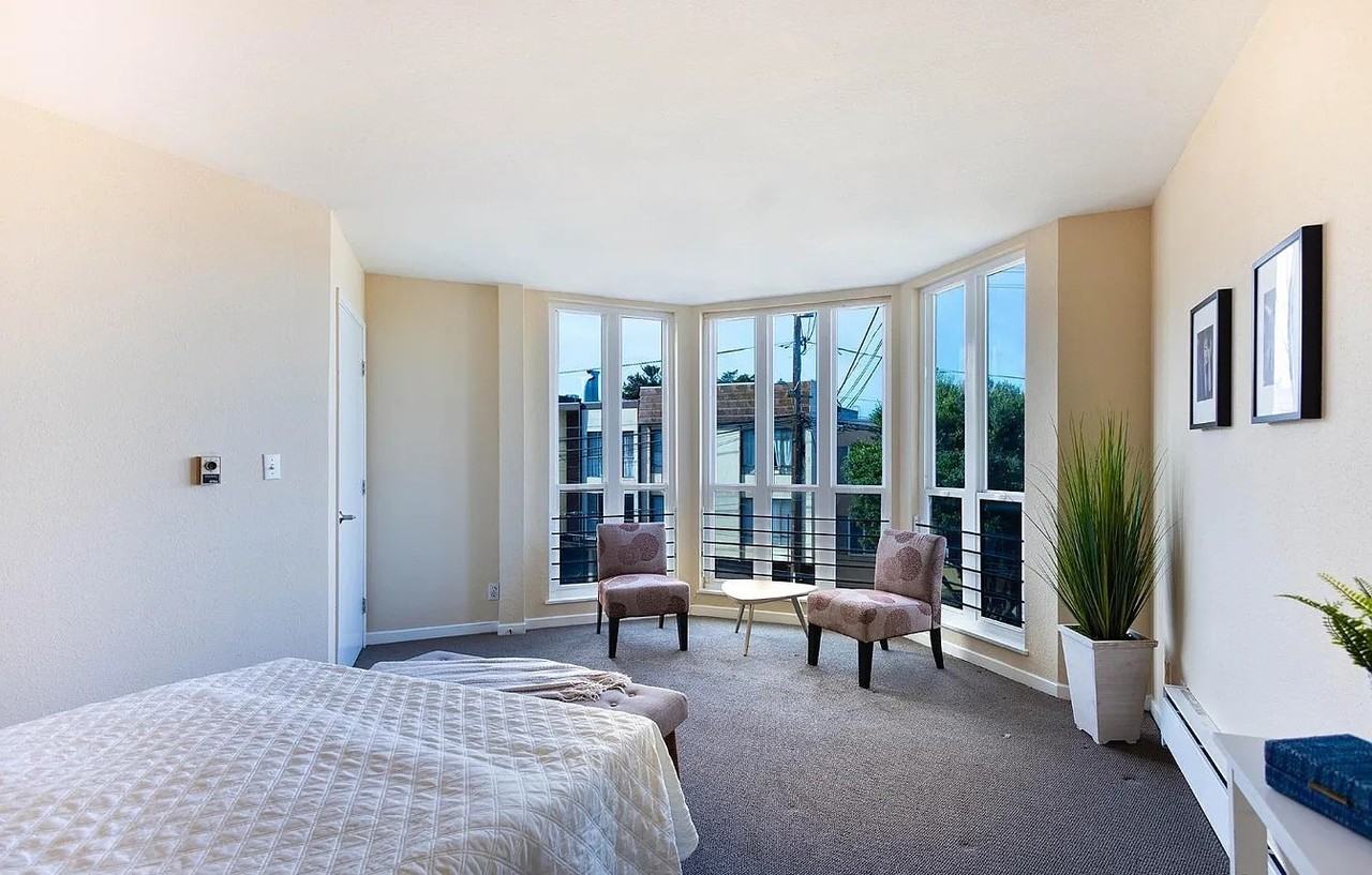 1360 9th Ave #7 - Photo 3 of 12