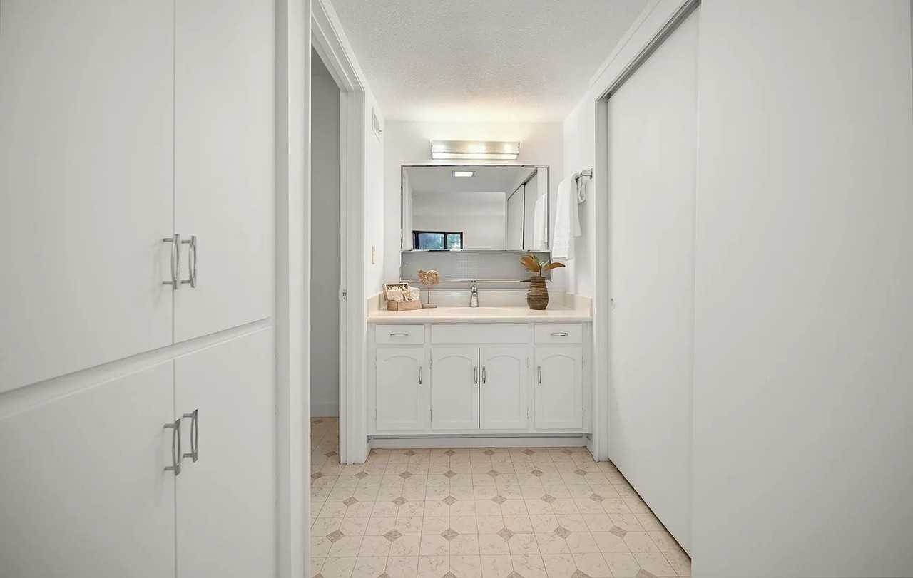 1801 Golden Rain Rd #3 - Photo 5 of 30