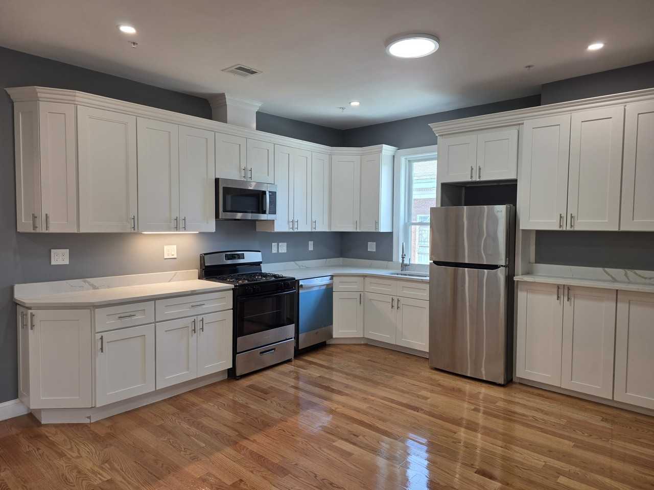 Cambridge St #3 - Photo 2 of 23