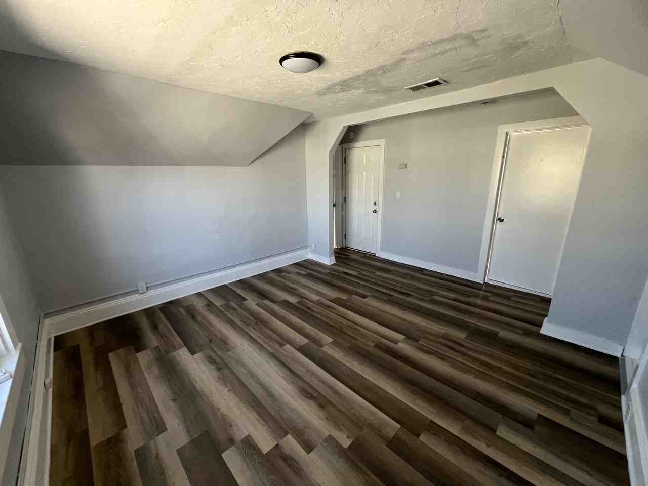 37 Herrod Ave #3 - Photo 2 of 13