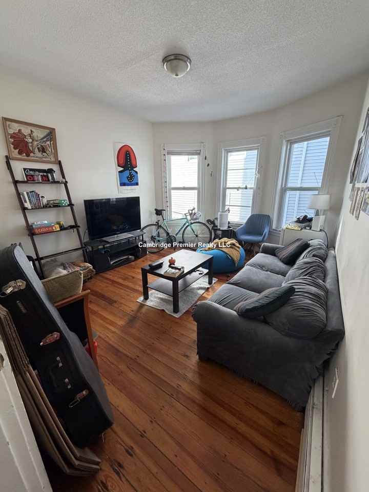 Winchester St #1 - Photo 6 of 13