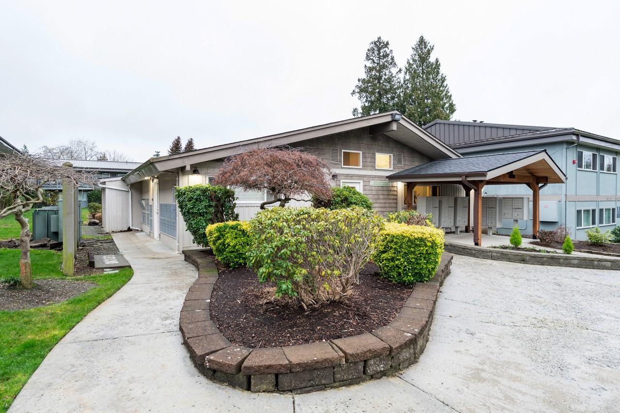 COURTYARD APTS-MUKILTEO - Photo 6 of 66