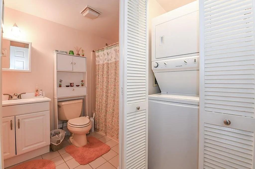 24 Corey St #102 - Photo 2 of 9