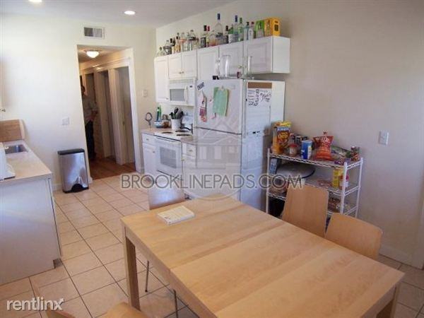 Gibbs Street and Thiorndike Street Apartments Thorndike St, Brookline