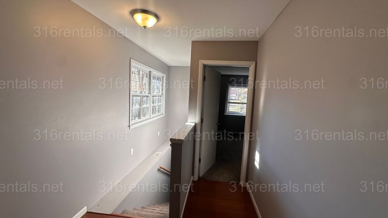 761 N Country Acres Ave - Photo 7 of 17