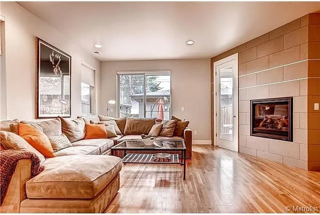 2055 Meade St - Photo 3 of 38