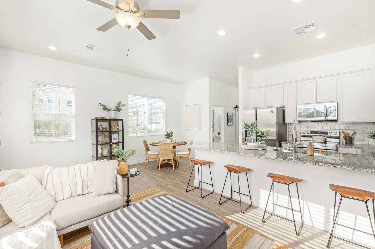 Annex at Cadence - Photo 2 of 35