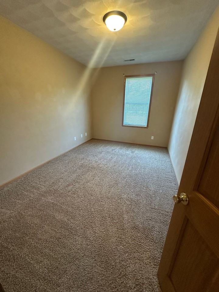 10318 Metalmark Ln - Photo 3 of 16