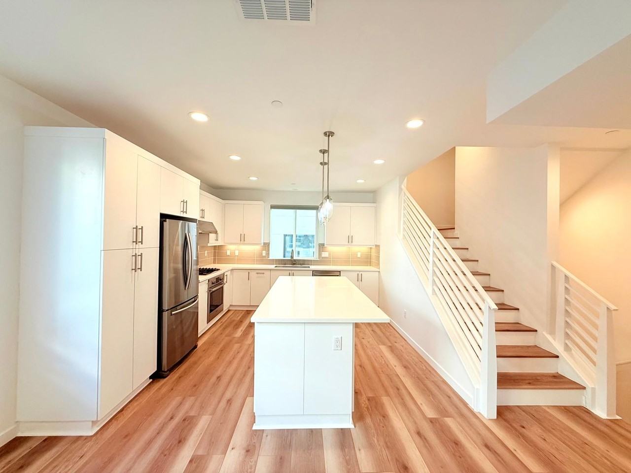 4334 Jimson Rd - Photo 2 of 39