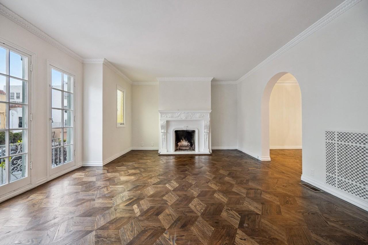 2231 N Point St - Photo 7 of 48