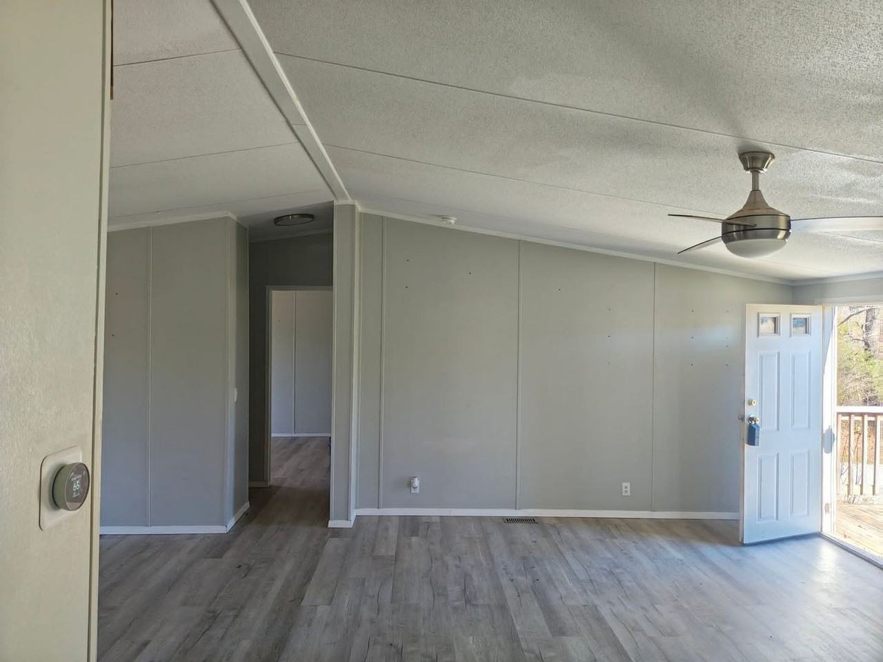 15500 Low Gap Rd - Photo 3 of 23