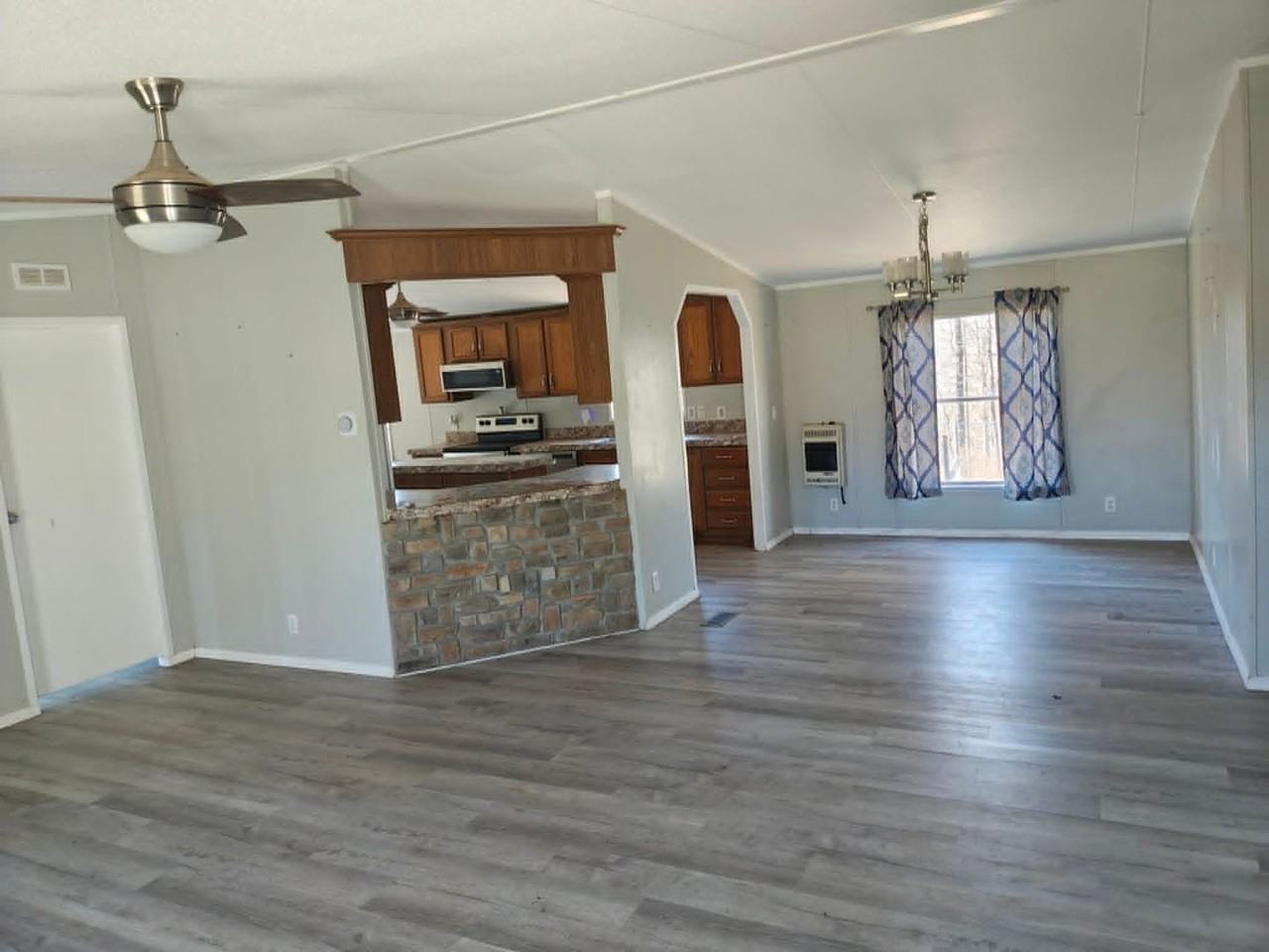 15500 Low Gap Rd - Photo 5 of 23