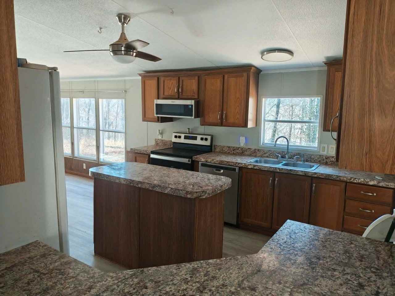 15500 Low Gap Rd - Photo 6 of 23