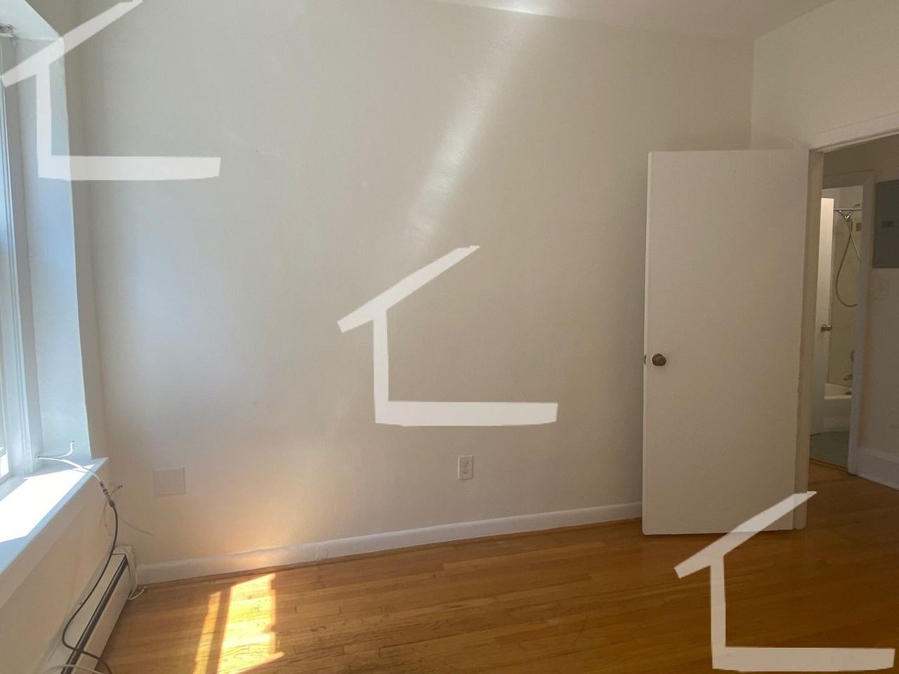 61 Brighton Ave - Photo 4 of 6