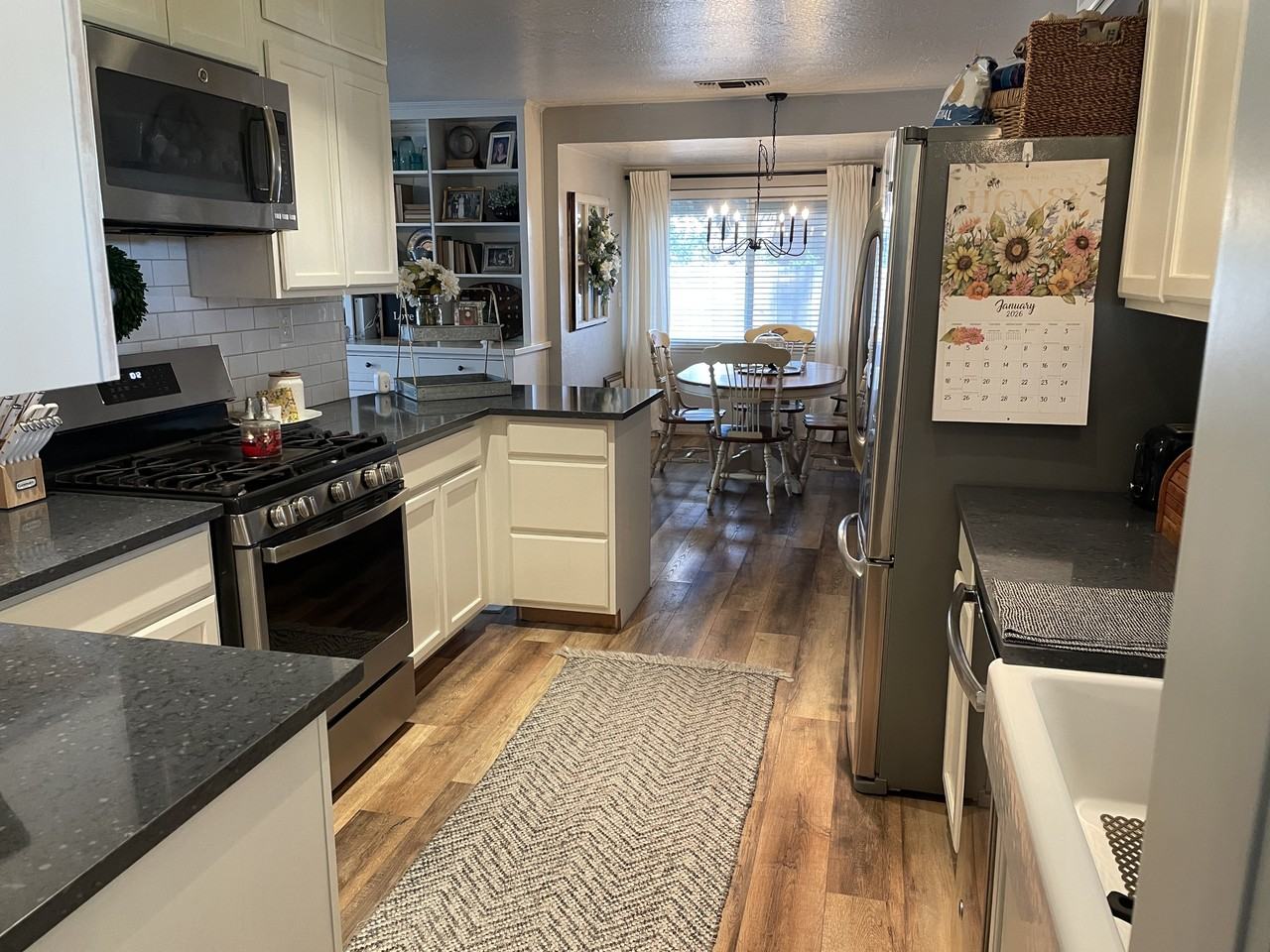 1276 Ronald Way #NA - Photo 2 of 13