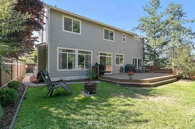 5710 Olive Ave Se #NA - Photo 2 of 12