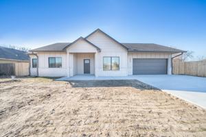 featured image of 753 N Gilda St #NA