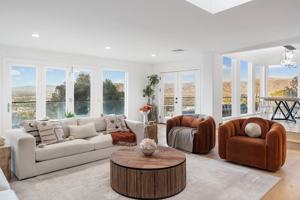 featured image of 3541 Multiview Dr #NA