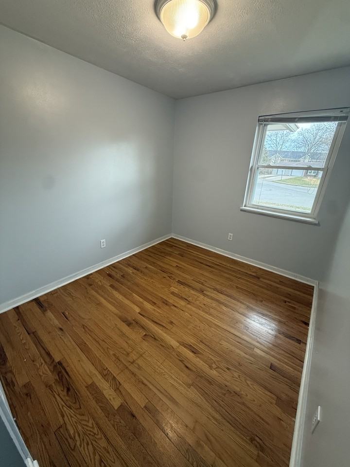 1815 Tennyson Dr #NA - Photo 7 of 25