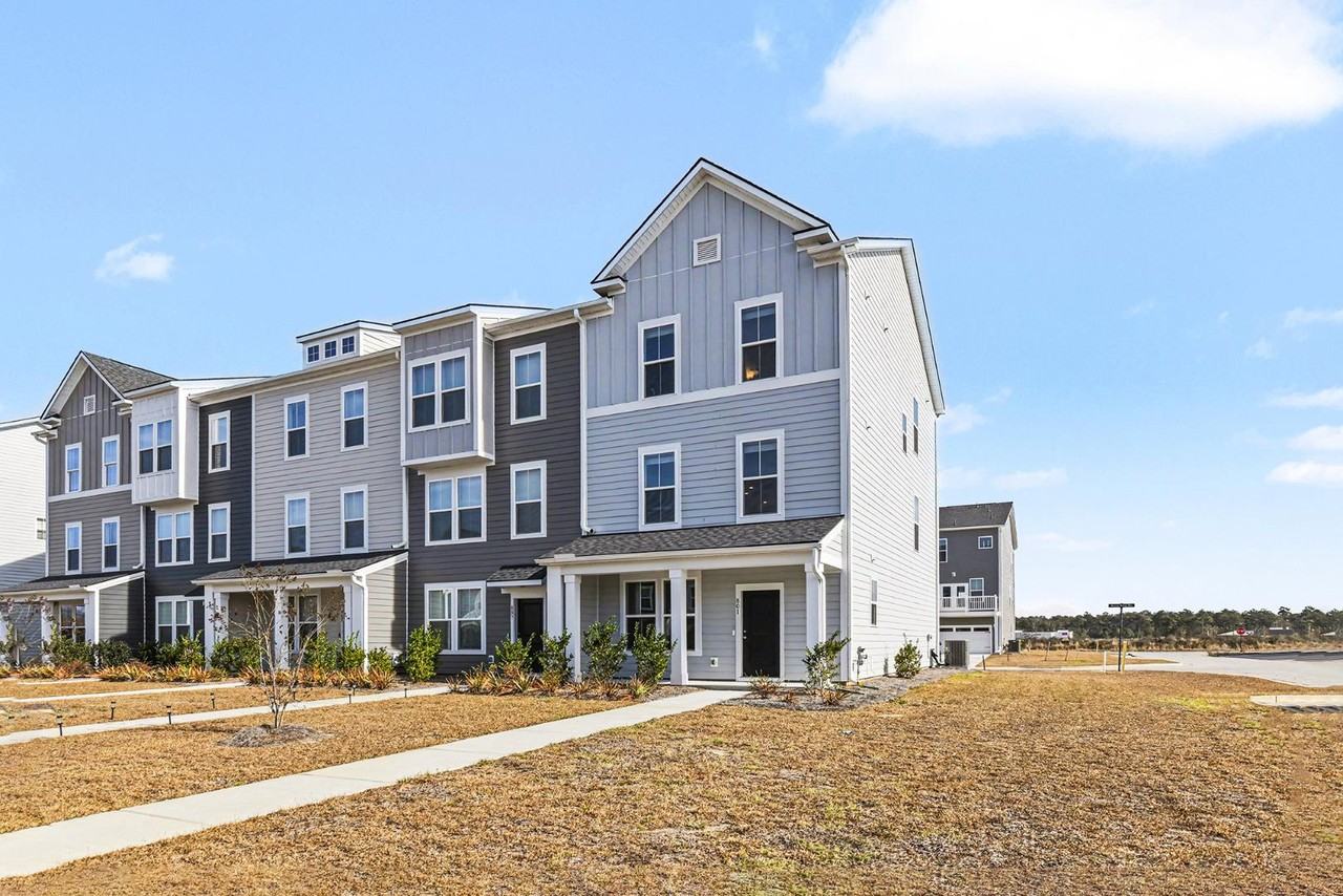 801 Recess Point Dr - Photo 4 of 11