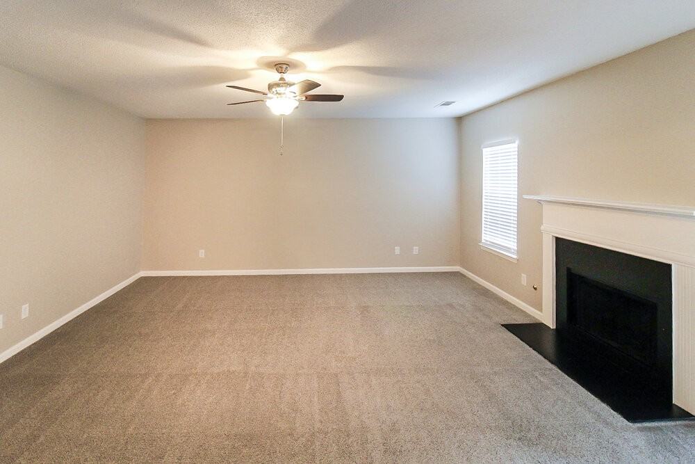 95 Kirkland Ct - Photo 4 of 17