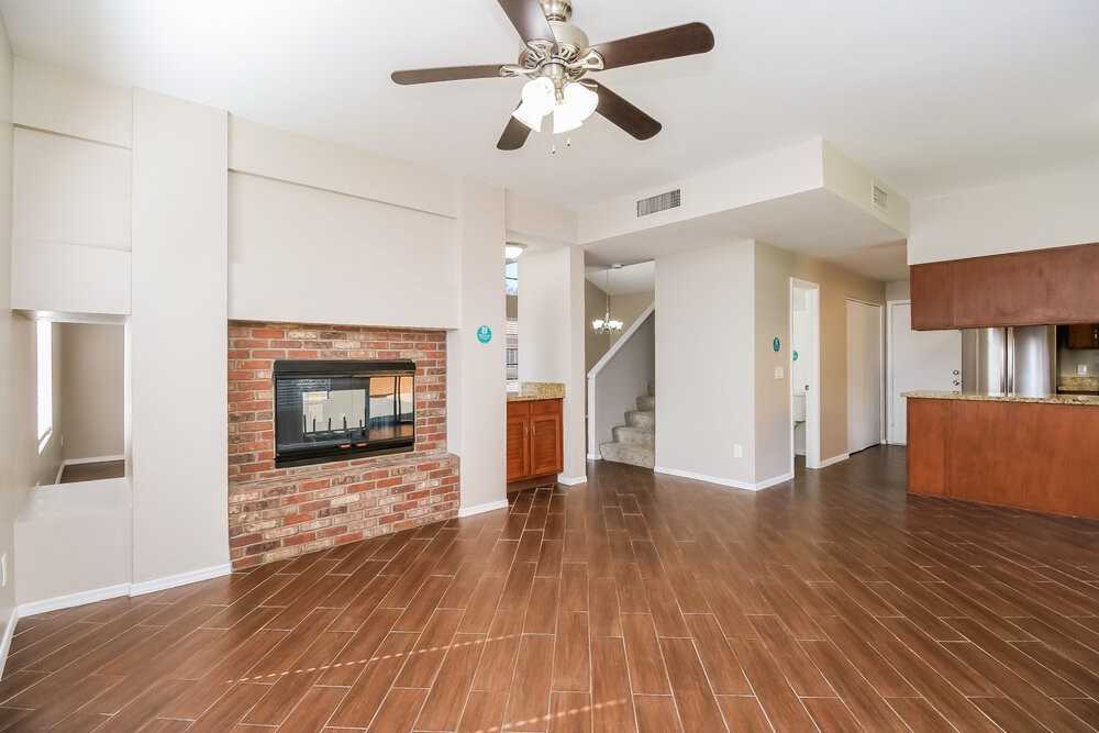 48 W Melody Ave - Photo 4 of 17