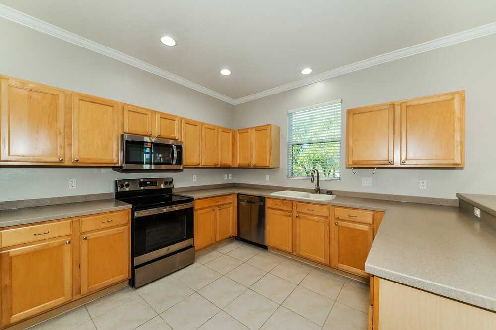 6316 Laurel Creek Trl - Photo 7 of 17