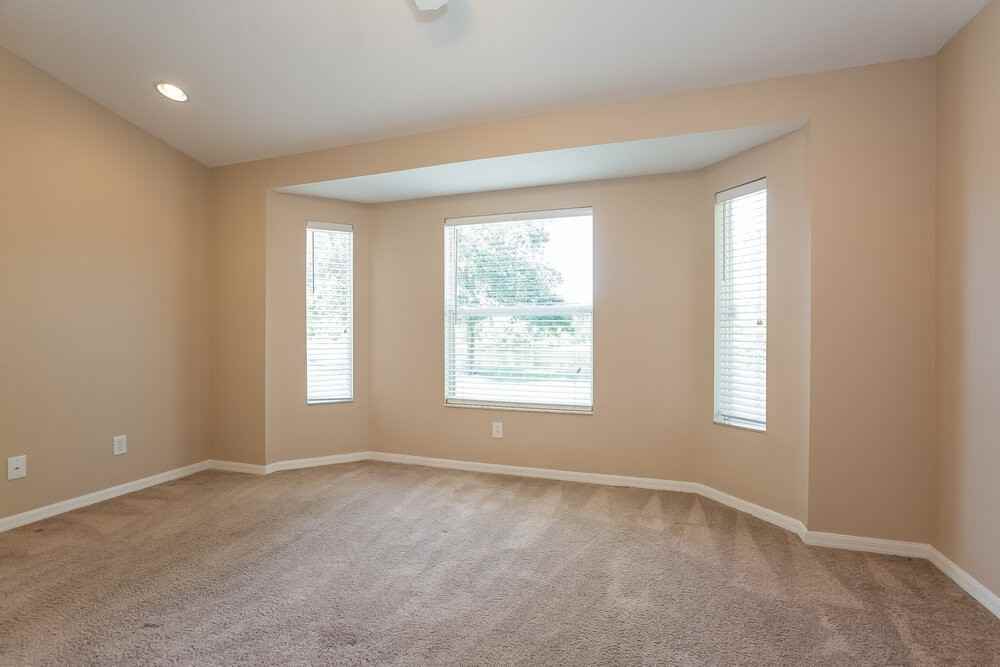 4321 Bethpage Ct - Photo 2 of 14