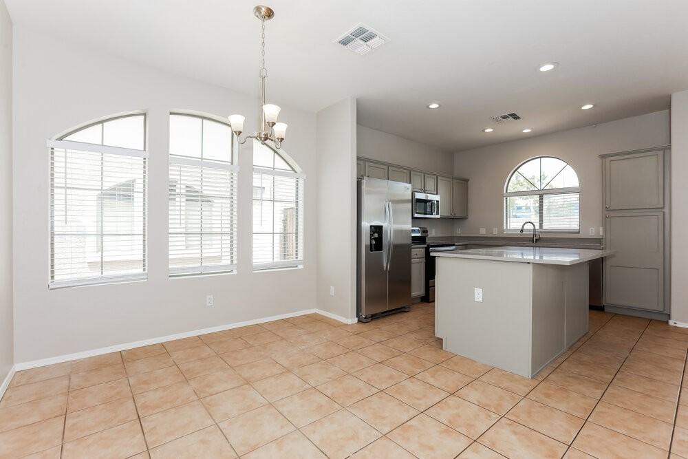 5334 E Harmony Ave - Photo 5 of 17