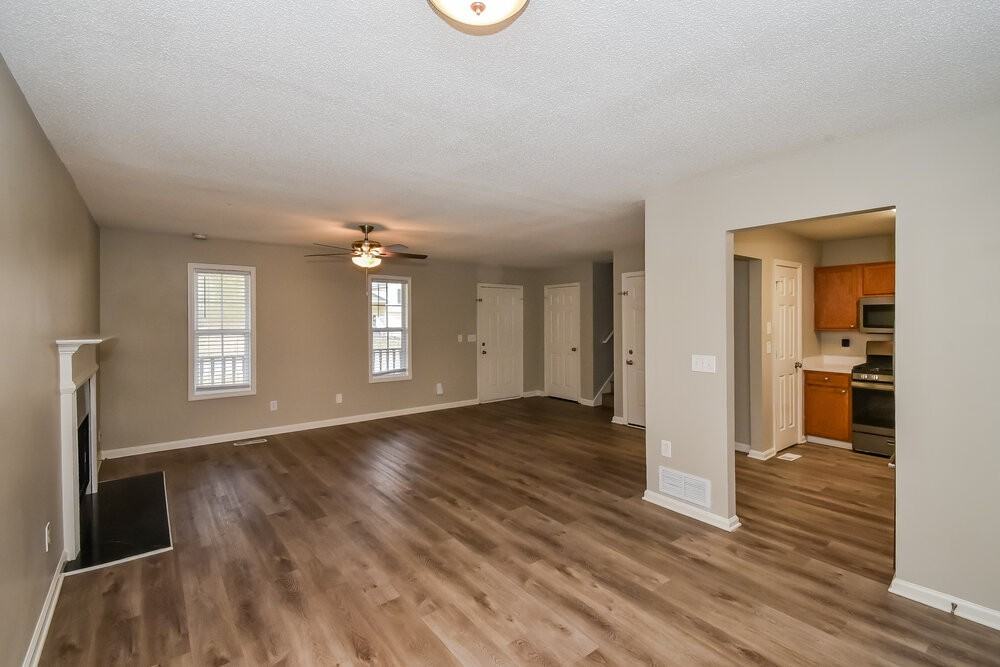 816 Regency Ct - Photo 7 of 18