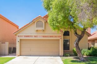 876 N Terrace Rd - Photo 1 of 1