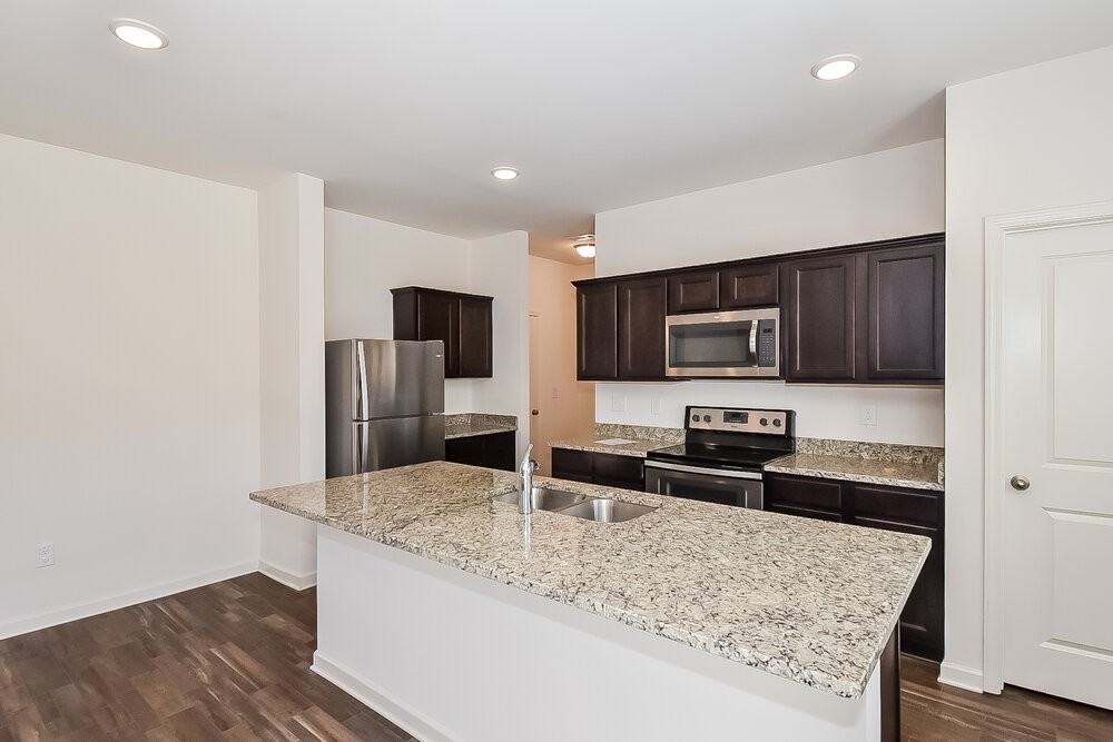 7248 Lacey Dr - Photo 6 of 17