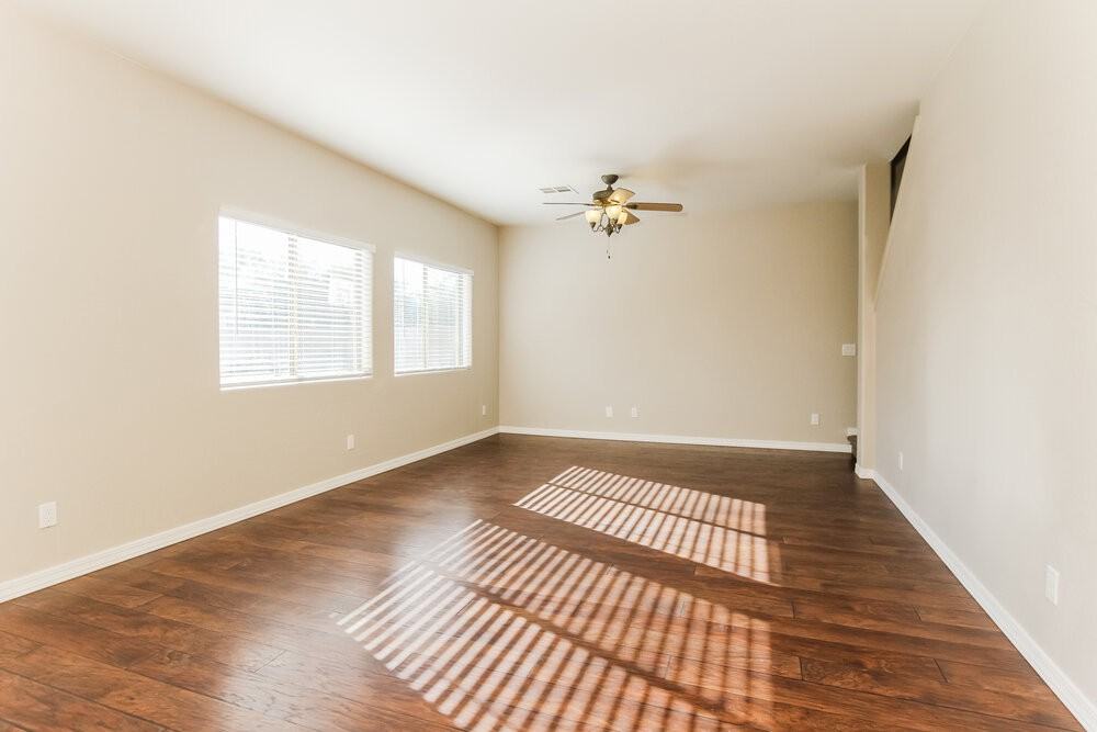 16043 N 168th Ave - Photo 4 of 17