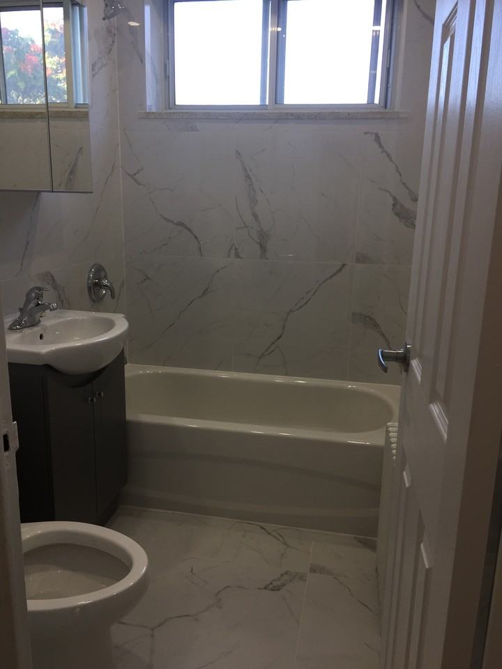 200 Cosburn Avenue - Photo 2 of 12