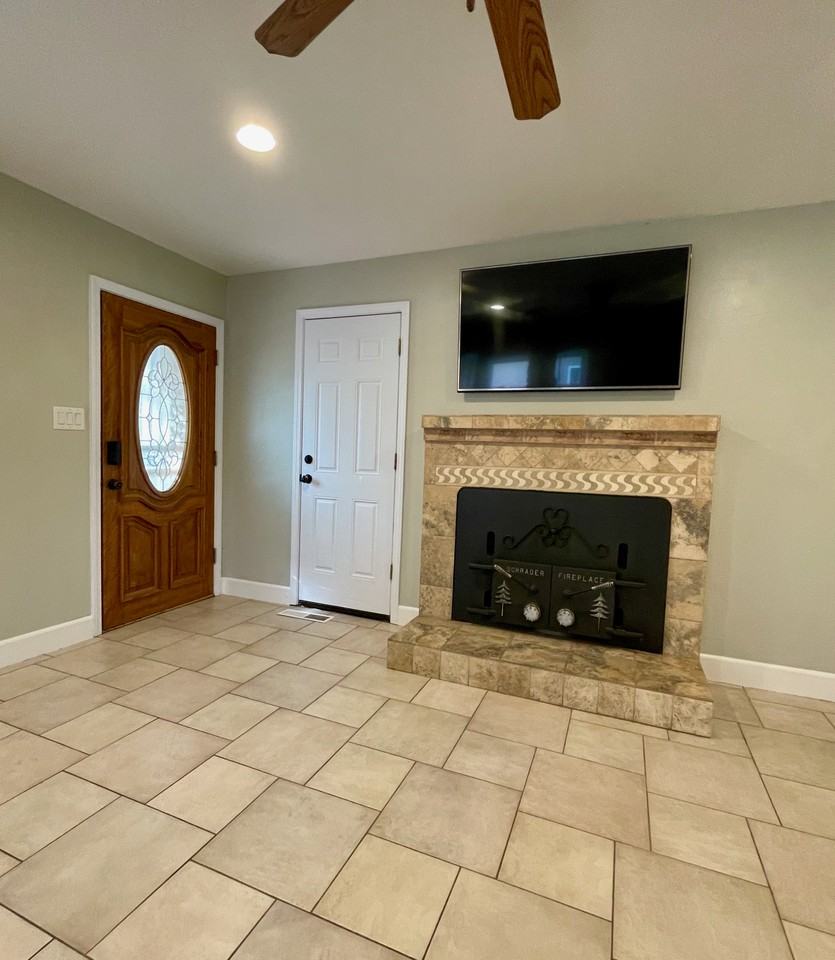 1320 Yori Ave #1 - Photo 7 of 23