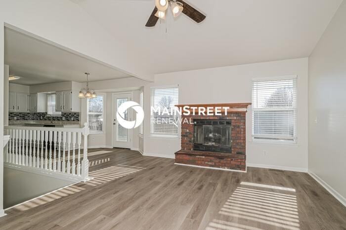 87 Four Winds Dr - Photo 4 of 18