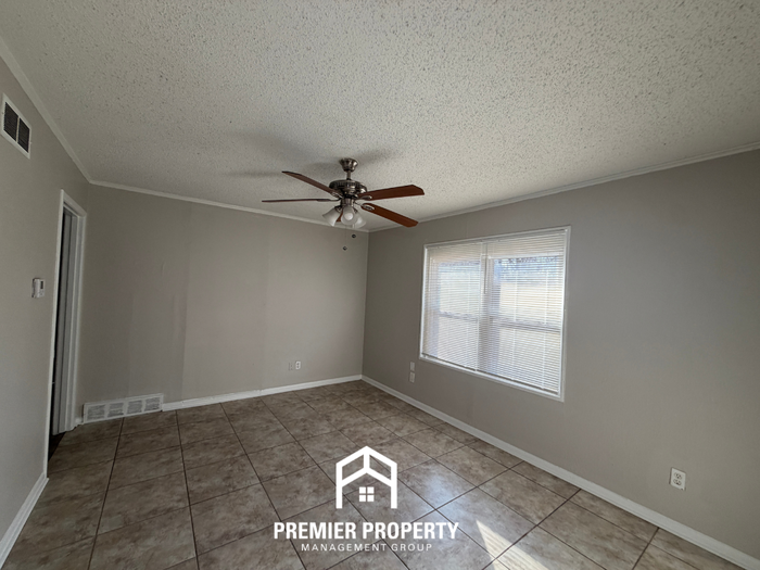 1730 Sea Isle Rd - Photo 7 of 19