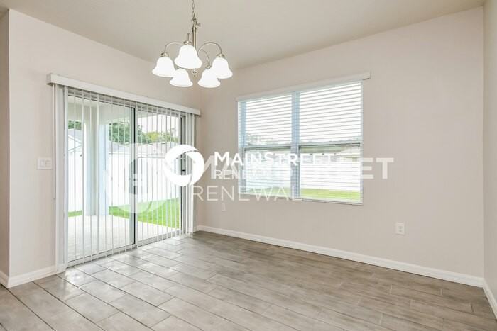 703 Kindred Ln - Photo 6 of 16