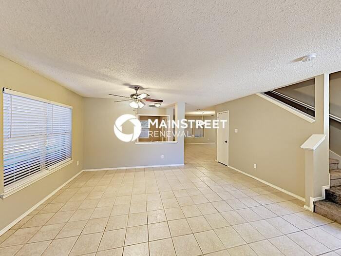 4809 Shell Ridge Dr - Photo 4 of 20