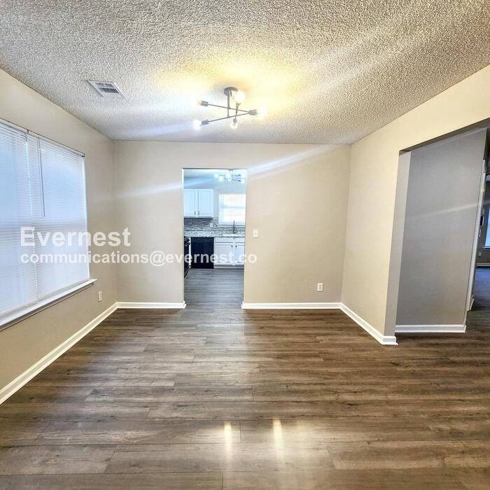 3507 Devon Chase Rd - Photo 6 of 26