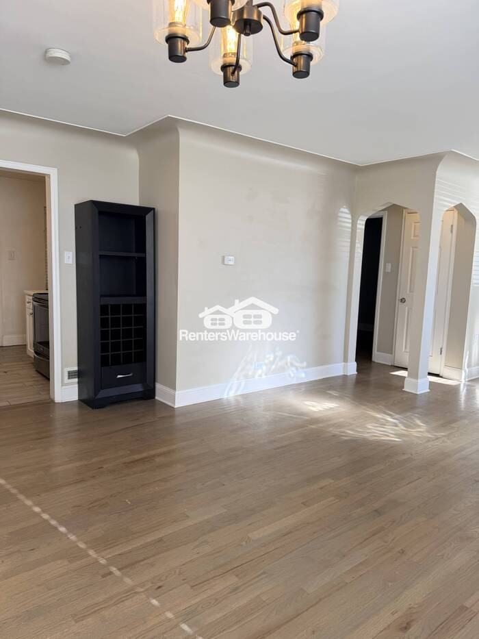 3315 E 31st Ave - Photo 5 of 31