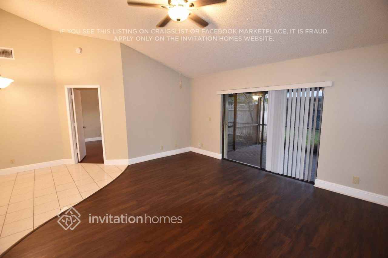 100 Azalea Cir - Photo 2 of 15