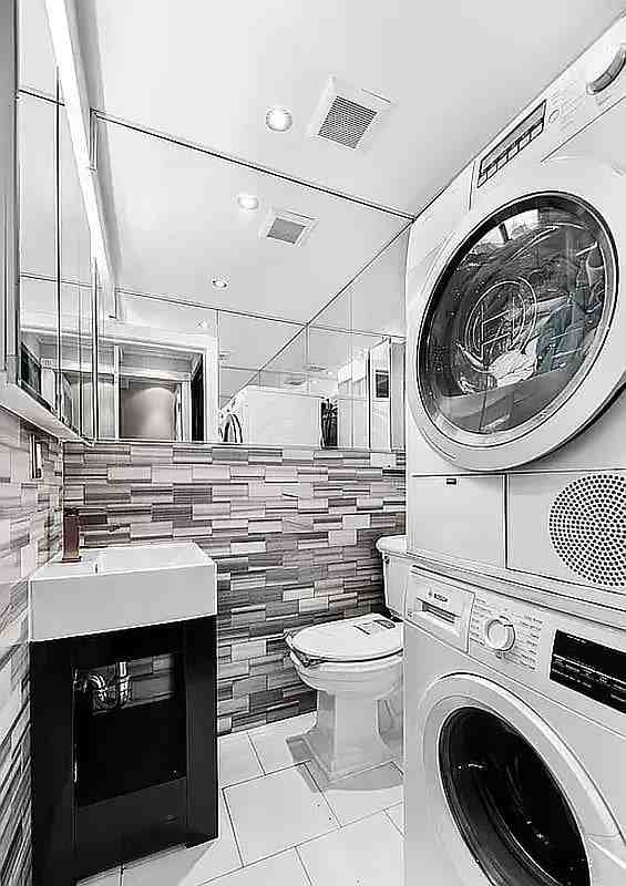 47 1/2 E 1st St #1R - Photo 6 of 8