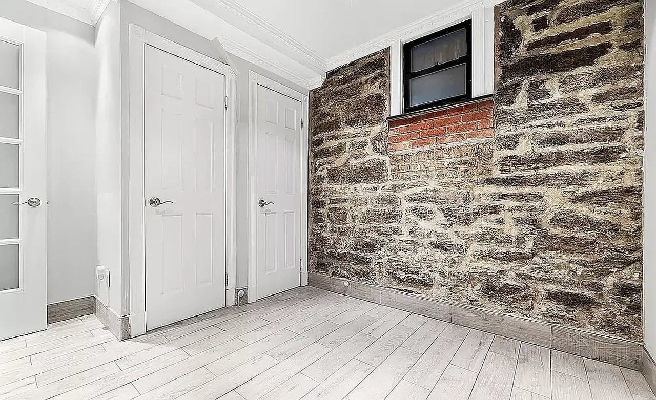 47 1/2 E 1st St #1R - Photo 7 of 8