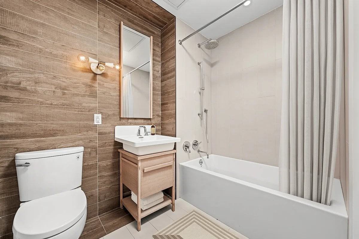 123 Melrose St #611 - Photo 6 of 7